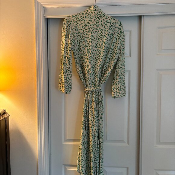 Ganni Ivory & Green Floral Print Crepe Wrap Dress Sz 40 (US 8) NWT - Picture 8 of 11